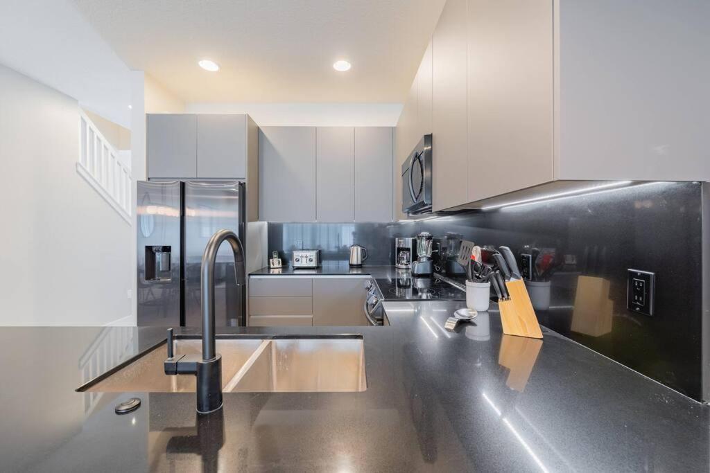 **Brand New** Luxurious Decor Townhouse With Private Pool Hit17145 Villa Orlando Esterno foto